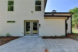 1421 Willow Bend Dr, Snellville, GA 30078 - Photo 43