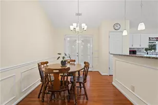 3737 Victoria Dr, Buford, GA 30519 - Photo 9