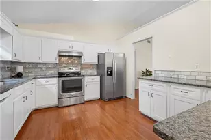3737 Victoria Dr, Buford, GA 30519 - Photo 3