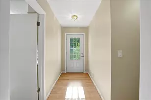 3061 Karen Ln, Marietta, GA 30062 - Photo 3
