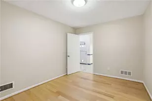 3061 Karen Ln, Marietta, GA 30062 - Photo 7