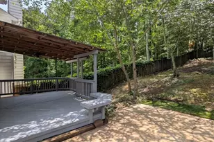1672 Grist Mill Dr, Marietta, GA 30062 - Photo 13