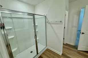 6015 Deer Run St, Union City, GA 30291 - Photo 13