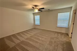 6015 Deer Run St, Union City, GA 30291 - Photo 11