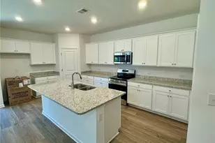 6015 Deer Run St, Union City, GA 30291 - Photo 9