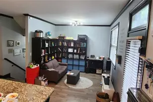 5583 Julian Pl, Atlanta, GA 30342 - Photo 5