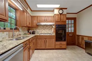 1153 Wind Hill Ln SW, Marietta, GA 30064 - Photo 13