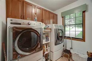 1153 Wind Hill Ln SW, Marietta, GA 30064 - Photo 17