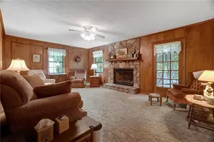 1153 Wind Hill Ln SW, Marietta, GA 30064 - Photo 21