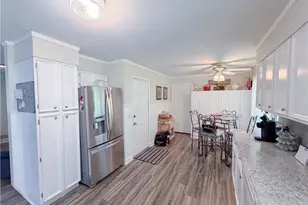 210 Greenwood Ln, Carrollton, GA 30117 - Photo 17