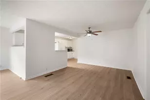 119 Hunt Dr NE, Calhoun, GA 30701 - Photo 7