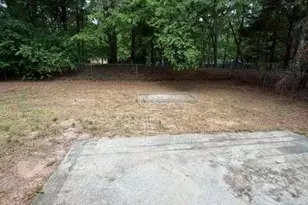 882 Whispering Way, Winder, GA 30680 - Photo 11