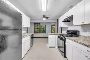1430 Hillside Pl SE, Conyers, GA 30094 - Photo 7