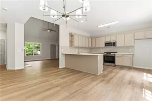 2786 Club Forest Dr, Conyers, GA 30013 - Photo 11