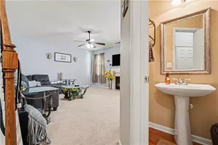 2582 Kolb Manor Cir SW, Marietta, GA 30008 - Photo 7