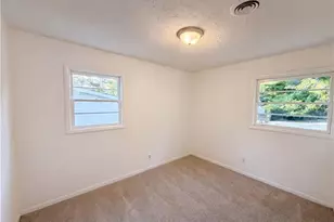 610 Melrose Dr, Forest Park, GA 30297 - Photo 13