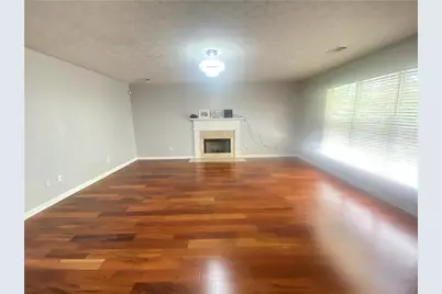 725 Cricket Hill Trail, Lawrenceville, GA 30044 - Photo 15