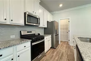2920 Westgate Park Dr, Loganville, GA 30052 - Photo 11