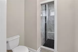 607 E Solomon St, Griffin, GA 30223 - Photo 11