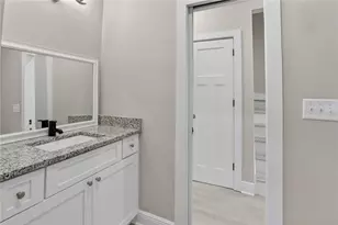 607 E Solomon St, Griffin, GA 30223 - Photo 15