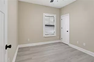 607 E Solomon St, Griffin, GA 30223 - Photo 9