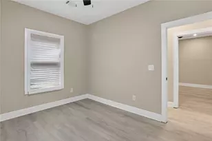 607 E Solomon St, Griffin, GA 30223 - Photo 13