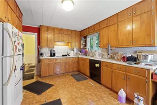 212 Oakridge Dr SE, Marietta, GA 30060 - Photo 5