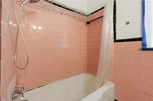 212 Oakridge Dr SE, Marietta, GA 30060 - Photo 13