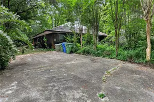 4015 McClatchey Cir NE, Atlanta, GA 30342 - Photo 5