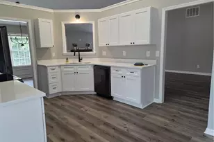 2355 Pemberton Point, Buford, GA 30519 - Photo 9