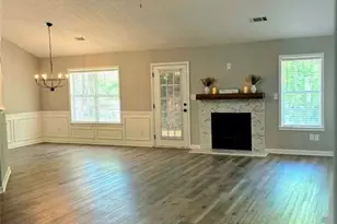 2355 Pemberton Point, Buford, GA 30519 - Photo 19