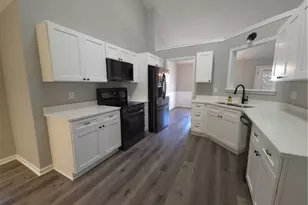 2355 Pemberton Point, Buford, GA 30519 - Photo 9