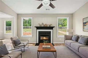 2620 Rolling Hills Way SE, Conyers, GA 30094 - Photo 5
