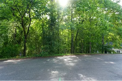 4629 Breakwater Drive, Gainesville, GA 30506 - Photo 3