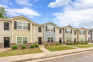 327 Ashigan St, Union City, GA 30291 - Photo 5