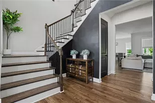 710 Bridgeview Dr, Canton, GA 30115 - Photo 7