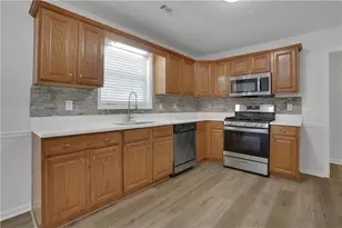 802 Cambridge Creek Dr SW, Conyers, GA 30094 - Photo 15