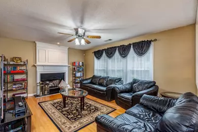 660 Glenbarrett Court NE, Marietta, GA 30066 - Photo 13