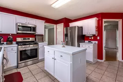660 Glenbarrett Court NE, Marietta, GA 30066 - Photo 7