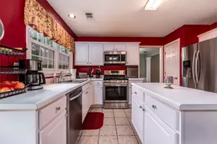 660 Glenbarrett Ct NE, Marietta, GA 30066 - Photo 13