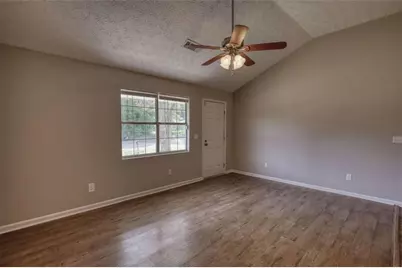 205 Lazy Hollow Ln, Covington, GA 30016 - Photo 11