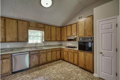 205 Lazy Hollow Ln, Covington, GA 30016 - Photo 15