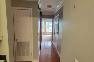 3334 Peachtree Rd NE, Atlanta, GA 30326 - Photo 23
