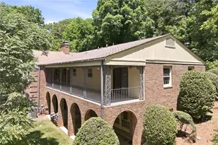 257 Club Dr, Gainesville, GA 30506 - Photo 9