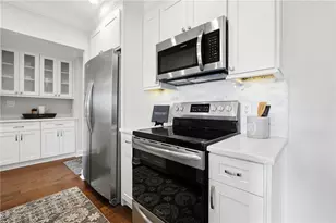 300 Johnson Ferry Rd, Atlanta, GA 30328 - Photo 3
