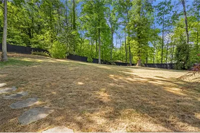 2632 Hawthorne Place NE, Atlanta, GA 30345 - Photo 9