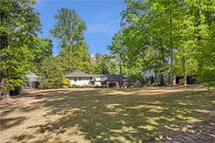 2632 Hawthorne Pl NE, Atlanta, GA 30345 - Photo 11