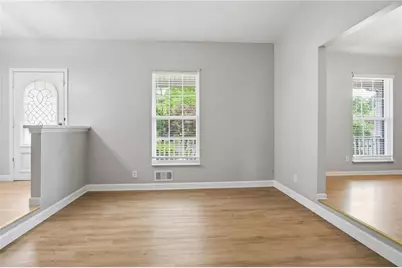 860 Regency Court, Lawrenceville, GA 30044 - Photo 9