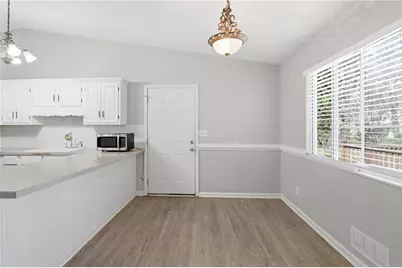 860 Regency Court, Lawrenceville, GA 30044 - Photo 17