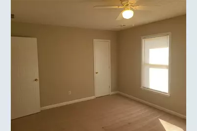 8010 Woodlake Drive, Riverdale, GA 30274 - Photo 17